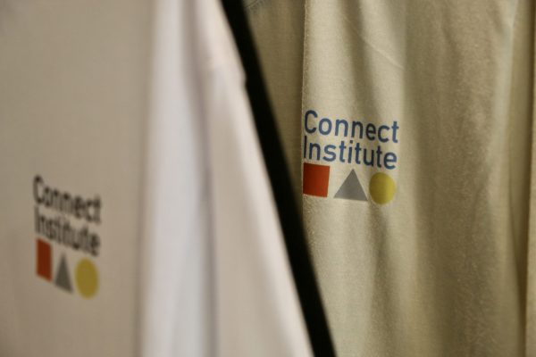 Connect T-shirt - Image 4